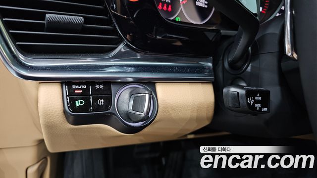 Porsche Panamera 2021 — photo 20