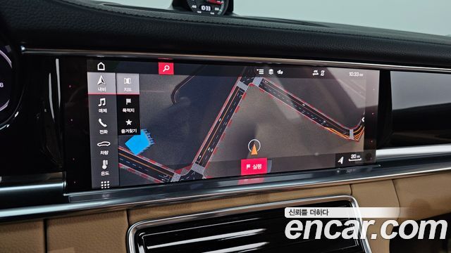 Porsche Panamera 2021 — photo 22