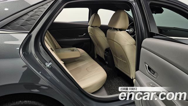 Hyundai AVANTE 2026 — photo 18