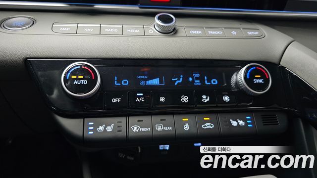 Hyundai AVANTE 2026 — photo 24