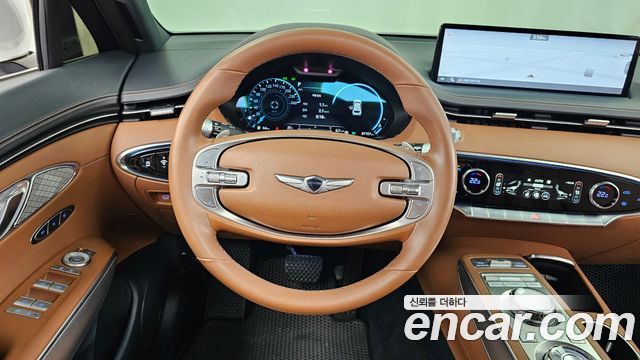 Genesis GV70 2023 — photo 19