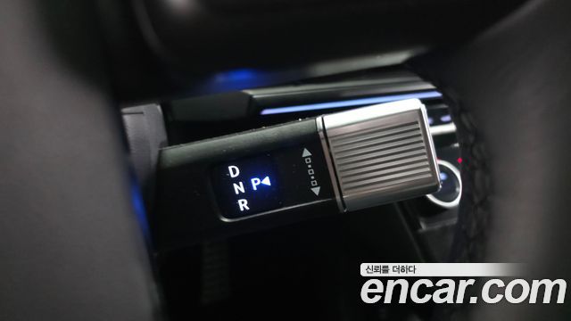 Hyundai Santafe 2024 — photo 9