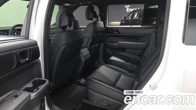 Hyundai Santafe 2024 — photo 11
