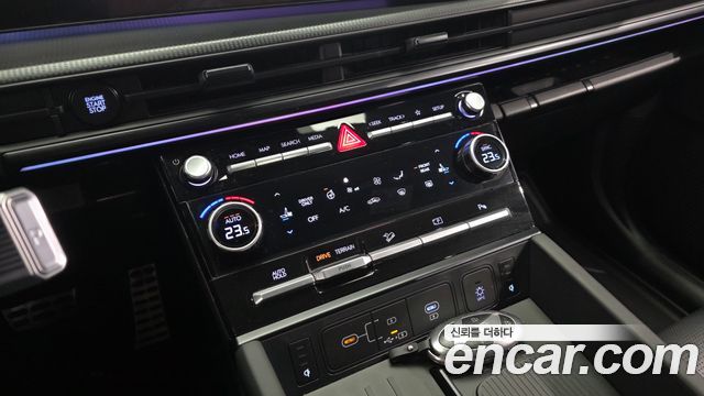 Hyundai Santafe 2024 — photo 17