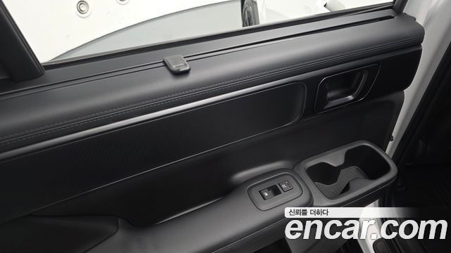 Hyundai Santafe 2024 — photo 18