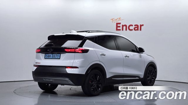 Chevrolet Korea 볼트 EUV 2023 — photo 2
