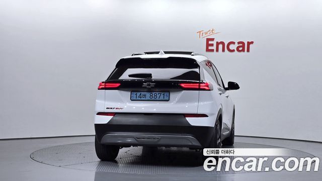 Chevrolet Korea 볼트 EUV 2023 — photo 4