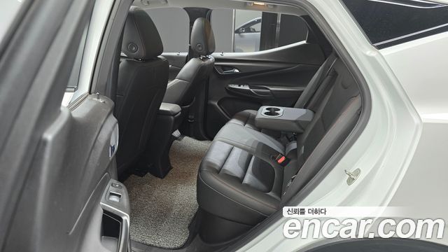 Chevrolet Korea 볼트 EUV 2023 — photo 18