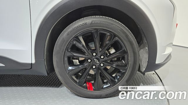 Chevrolet Korea 볼트 EUV 2023 — photo 7