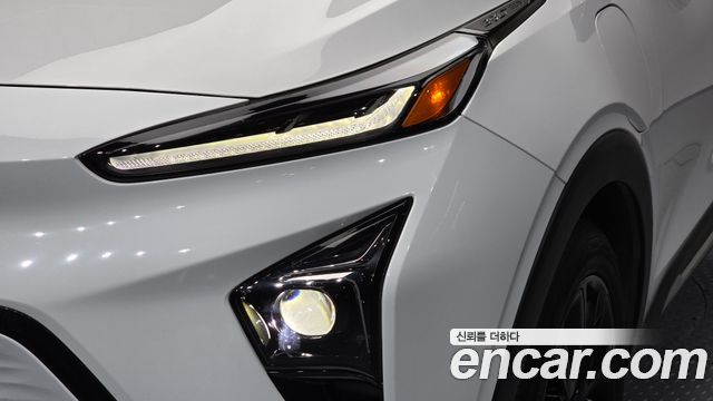 Chevrolet Korea 볼트 EUV 2023 — photo 8