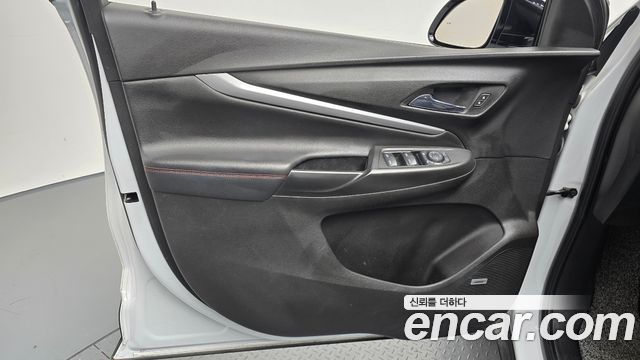 Chevrolet Korea 볼트 EUV 2023 — photo 14