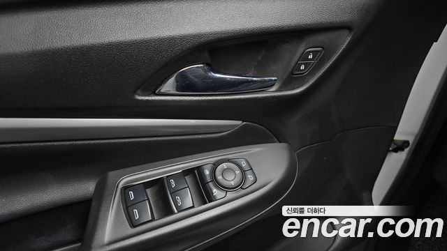 Chevrolet Korea 볼트 EUV 2023 — photo 31