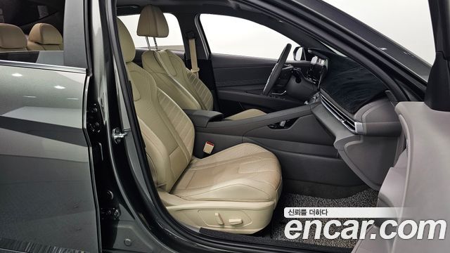 Hyundai AVANTE 2023 — photo 17