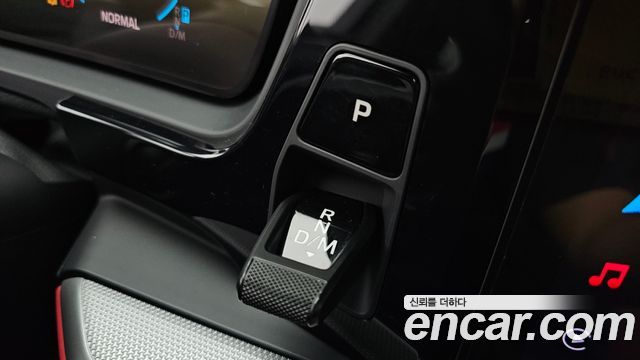 Porsche Cayenne 2024 — photo 12