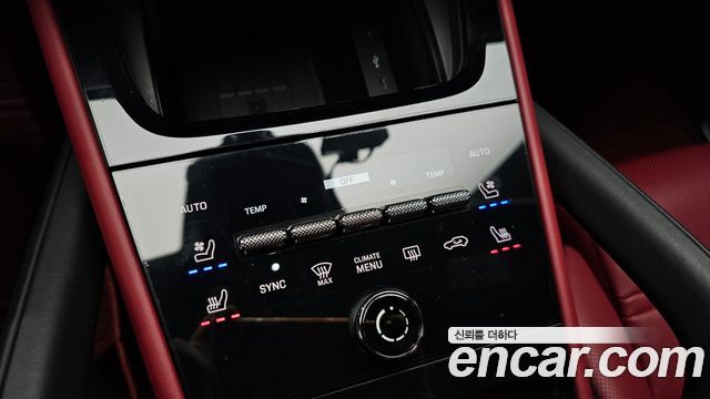 Porsche Cayenne 2024 — photo 24