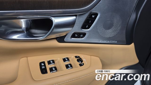 Volvo S90 2021 — photo 11
