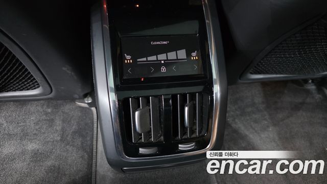 Volvo S90 2021 — photo 16