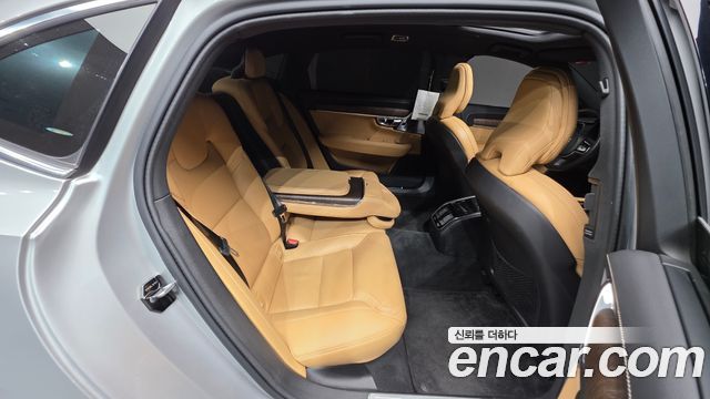Volvo S90 2021 — photo 17