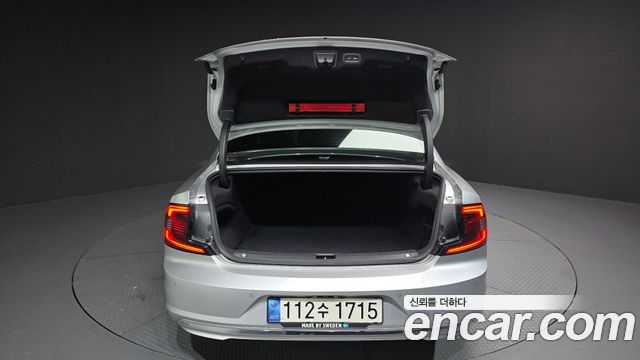 Volvo S90 2021 — photo 18