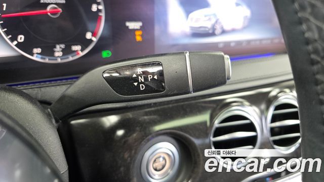 Mercedes-Benz S-Class 2018 — photo 9