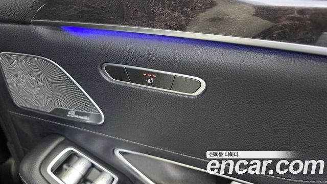 Mercedes-Benz S-Class 2018 — photo 18