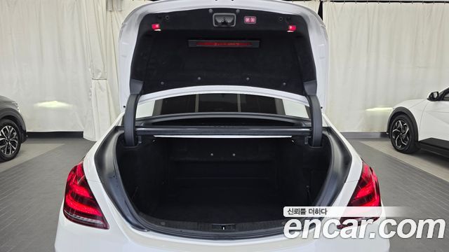 Mercedes-Benz S-Class 2018 — photo 20