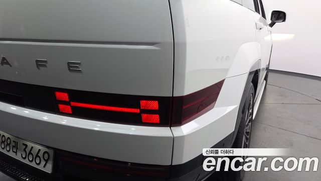 Hyundai Santafe 2025 — photo 9