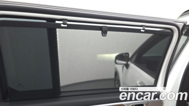 Hyundai Santafe 2025 — photo 33