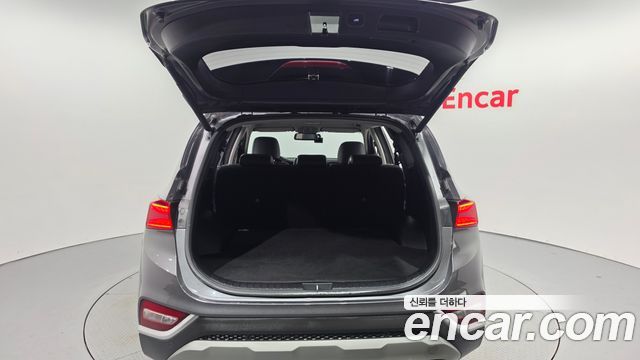Hyundai Santafe 2020 — photo 31