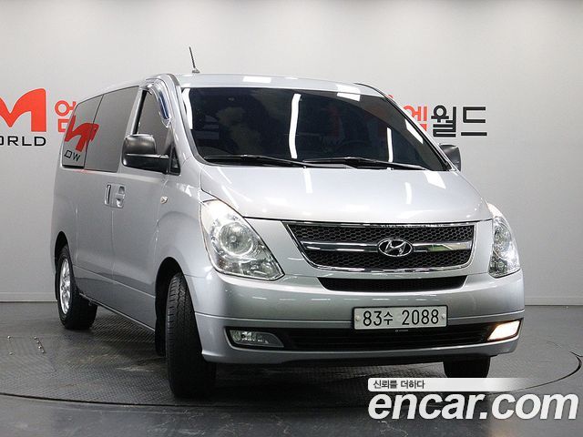Hyundai Starex 2012 — photo 2