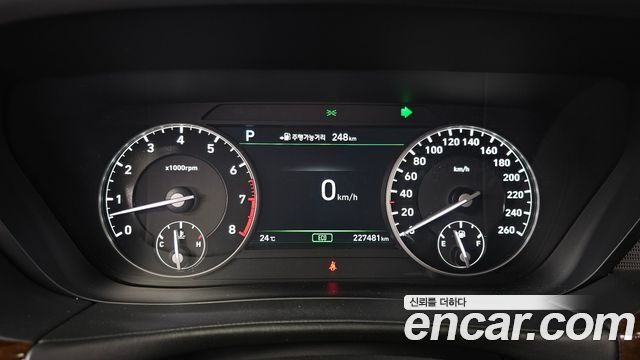 Genesis EQ900 2018 — photo 8