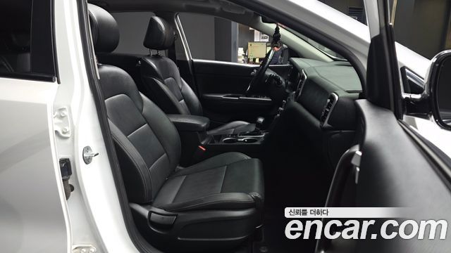 Kia Sportage 2018 — photo 17