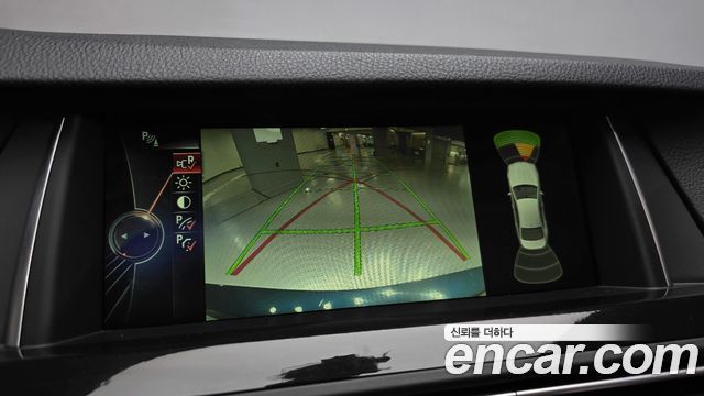 BMW 5-Series 2014 — photo 21