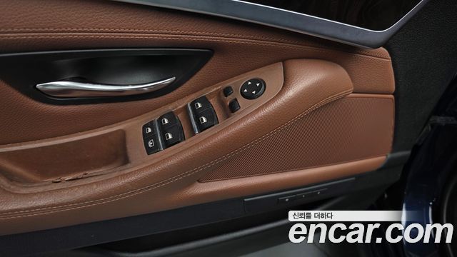 BMW 5-Series 2014 — photo 24