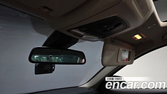 BMW 5-Series 2014 — photo 29
