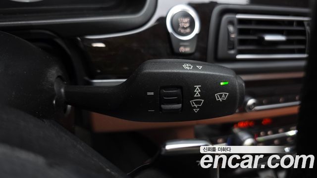 BMW 5-Series 2014 — photo 32