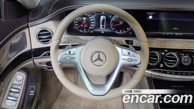 Mercedes-Benz S-Class 2019 — photo 19