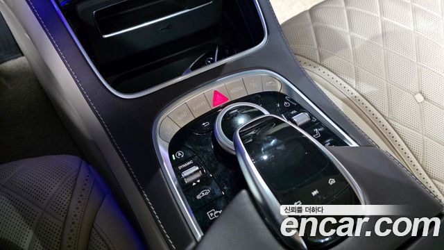 Mercedes-Benz S-Class 2019 — photo 27