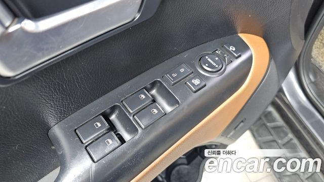 Kia Mohave 2017 — photo 25