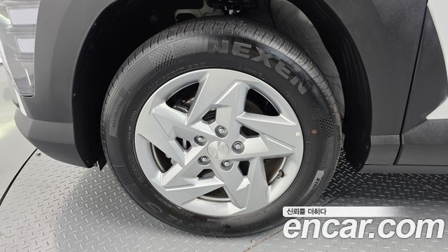 Hyundai Kona 2025 — photo 5