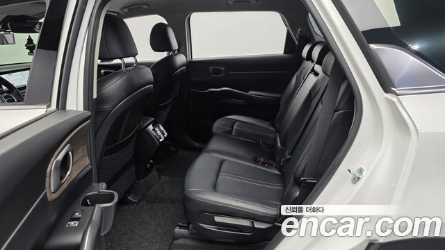 Kia Sorento 2022 — photo 16