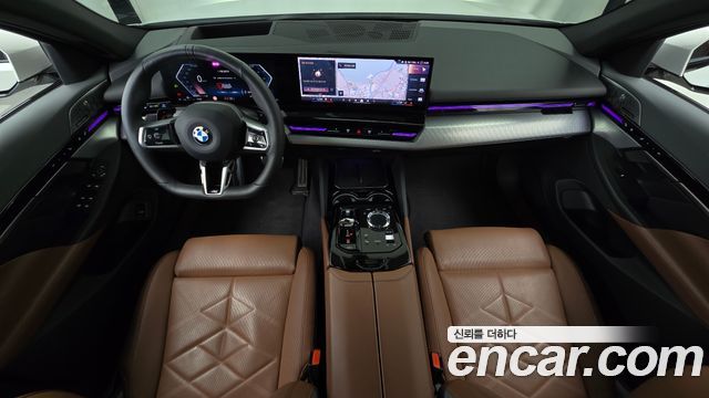 BMW 5-Series 2024 — photo 7