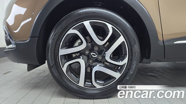 Renault Korea QM3 2016 — photo 5