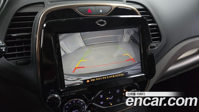 Renault Korea QM3 2016 — photo 20