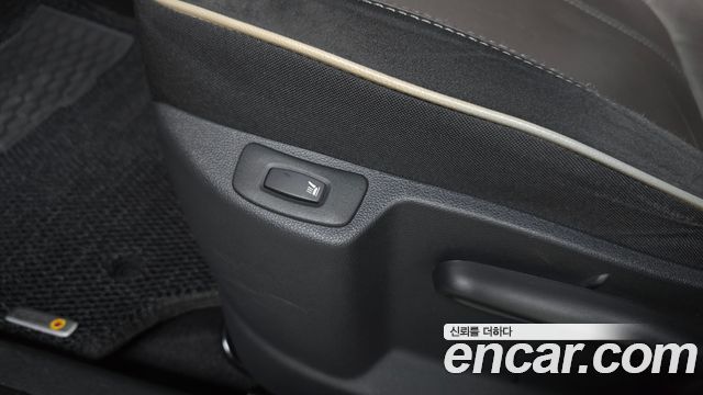 Renault Korea QM3 2016 — photo 21