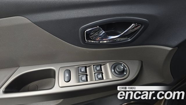 Renault Korea QM3 2016 — photo 23