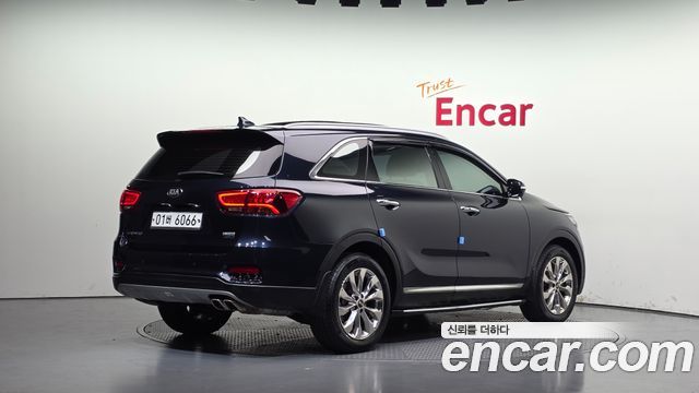 Kia Sorento 2019 — photo 2