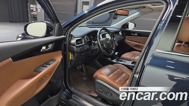 Kia Sorento 2019 — photo 13