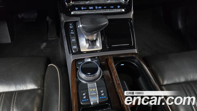 Genesis EQ900 2018 — photo 9