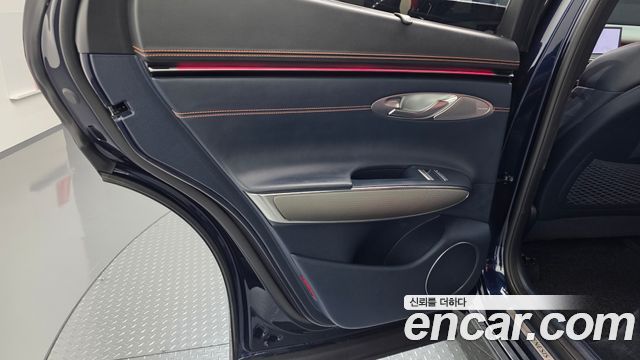 Genesis GV70 2025 — photo 15